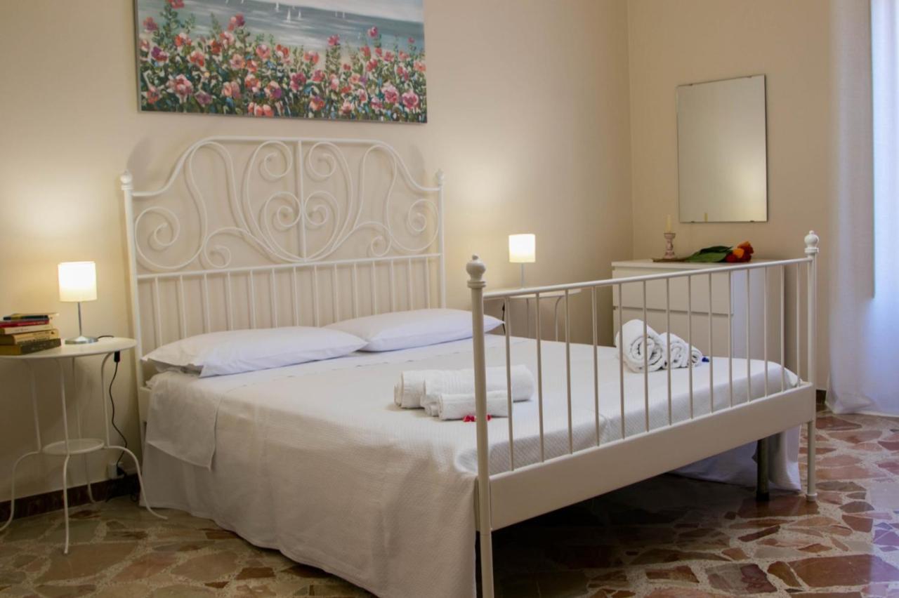 La Casa Della Nonna Villa San Mauro Castelverde Luaran gambar